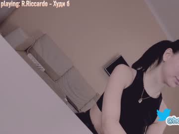 hot cam girl hollyextra image #399633