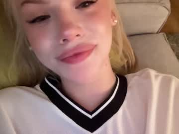 hot cam girl sonyaplush image #2600794