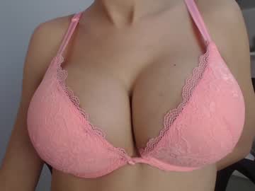 hot cam girl eat_mee_out image #1290191