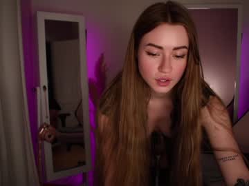 hot cam girl strawberryjamx image #3134817