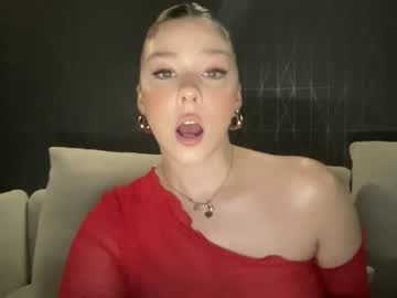 hot cam girl novavangogh image #3140826