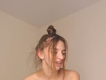 hot cam girl lesi_moon image #3330293