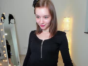 hot cam girl bless_sheila image #1978299