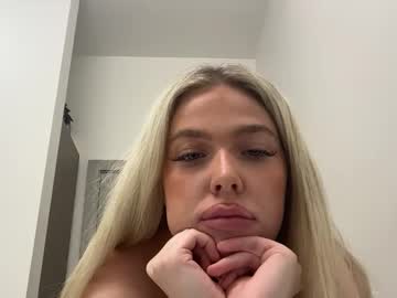 hot cam girl emabluee2 image #4696411