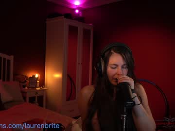 hot cam girl laurenbrite image #105679