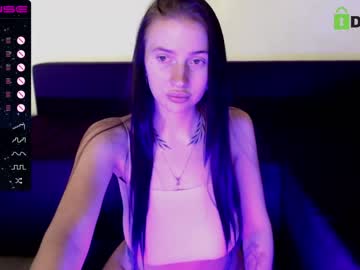 hot cam girl fallen_angel_18 image #2445447