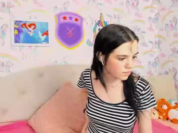 adria_raee hot cam