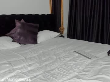 hot cam girl moniqueeass image #2167227