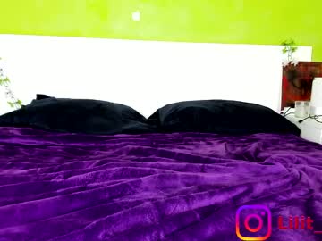 hot cam girl lily_holy image #3339421
