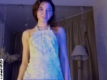 hot cam girl checkmypeach image #3941559
