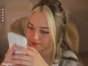 hot cam girl mia_milagros image #2834547