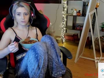 hot cam girl kimilee22 image #318888