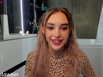 hot cam girl angella_kleee image #1379850