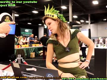 hot cam couple honeyand_thebear image #1779304