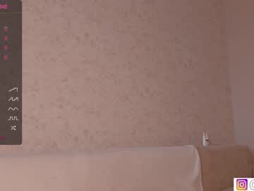 hot cam girl bzzzme image #3365979