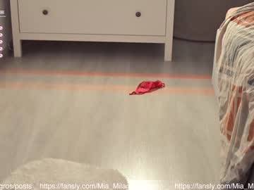 hot cam girl mia_milagros image #1832058