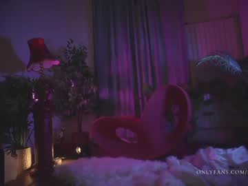 hot cam girl lucieoude_ image #2144392