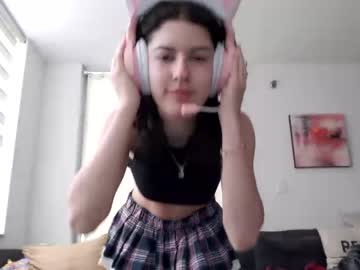 hot cam girl frenchava image #2861723