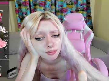 hot cam girl loveweedget image #1392630