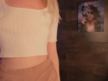 hot cam girl yolandabertha image #2211965