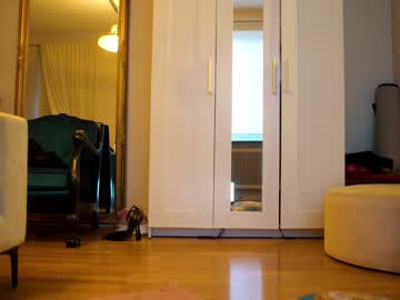 hot cam girl ellaa91 image #739045
