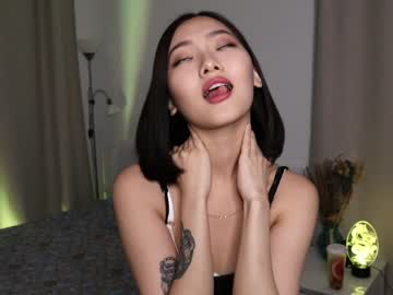 hot cam girl refined_style image #3167719