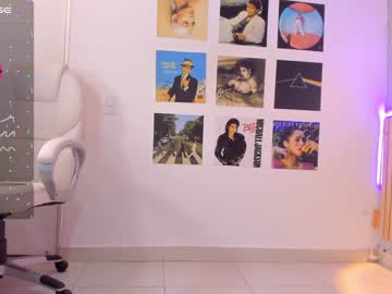 hot cam girl little_effy18 image #4427431