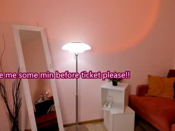 hot cam couple lottie_shine image #1916726