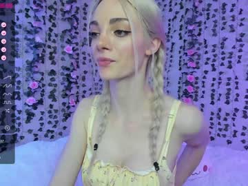 hot cam girl bunnydollstella image #2805411