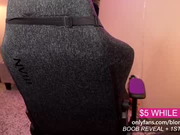 hot cam girl blondiekayy image #1665236