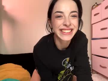 hot cam girl bearbaddie image #3030886