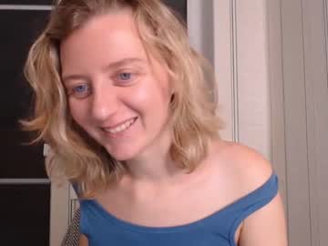 elly_helly hot cam