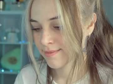 hot cam girl mia_milagros image #1096016