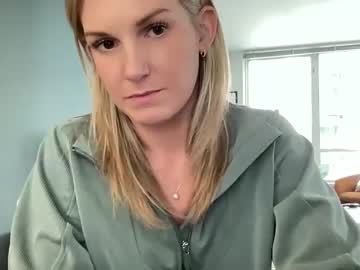 hot cam couple graciemae_baexx image #4384385