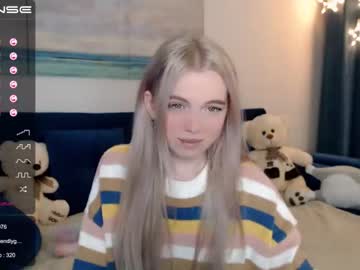 hot cam girl small_blondee image #875083