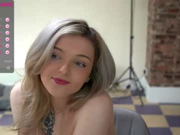 hot cam girl lucydelovely image #3222250