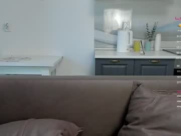 hot cam girl karalyons image #3241367