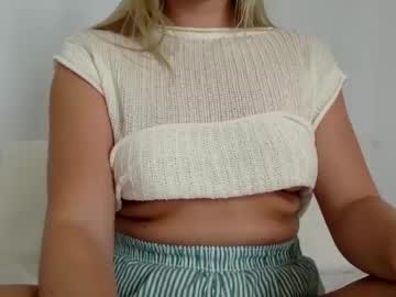 innocentblonde789 hot cam