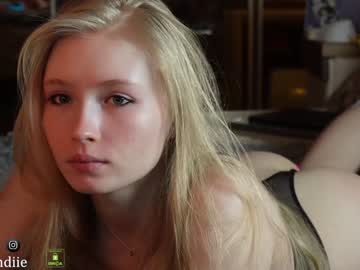 hot cam girl bestblondiiecb image #4019014