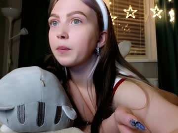 hot cam girl small_blondee image #3990791