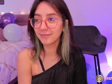 hot cam girl maxinegh_ image #1411912
