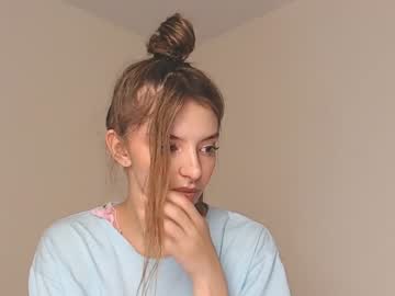 hot cam girl lesi_moon image #3329160