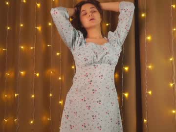 hot cam girl helenmoors image #3039478
