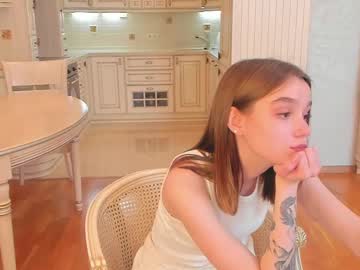 hot cam girl harrieteasley image #4664740