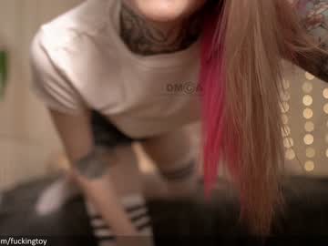 hot cam girl fuckingtoy_ image #1217414
