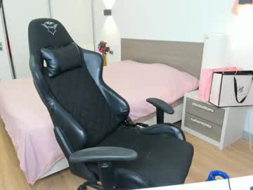 hot cam girl naomiisx image #3420046