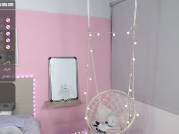 hot cam girl little_effy18 image #698081