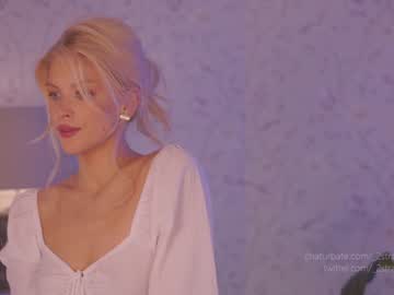 hot cam girl _2strangers image #2042441