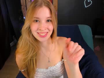 hot cam girl milablush image #3386102