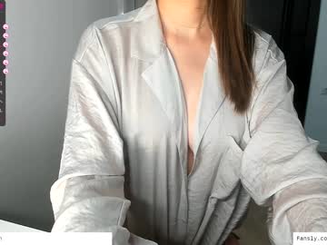 hot cam girl lulacum69 image #1944570